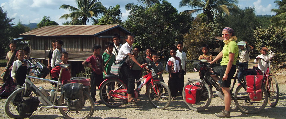 cycling_laos